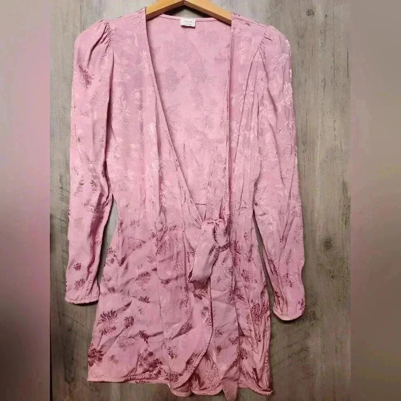 Aritzia Wilfred Callie Mini Wrap Satin Pink Floral Dress Size XS Women's - Picture 5 of 13